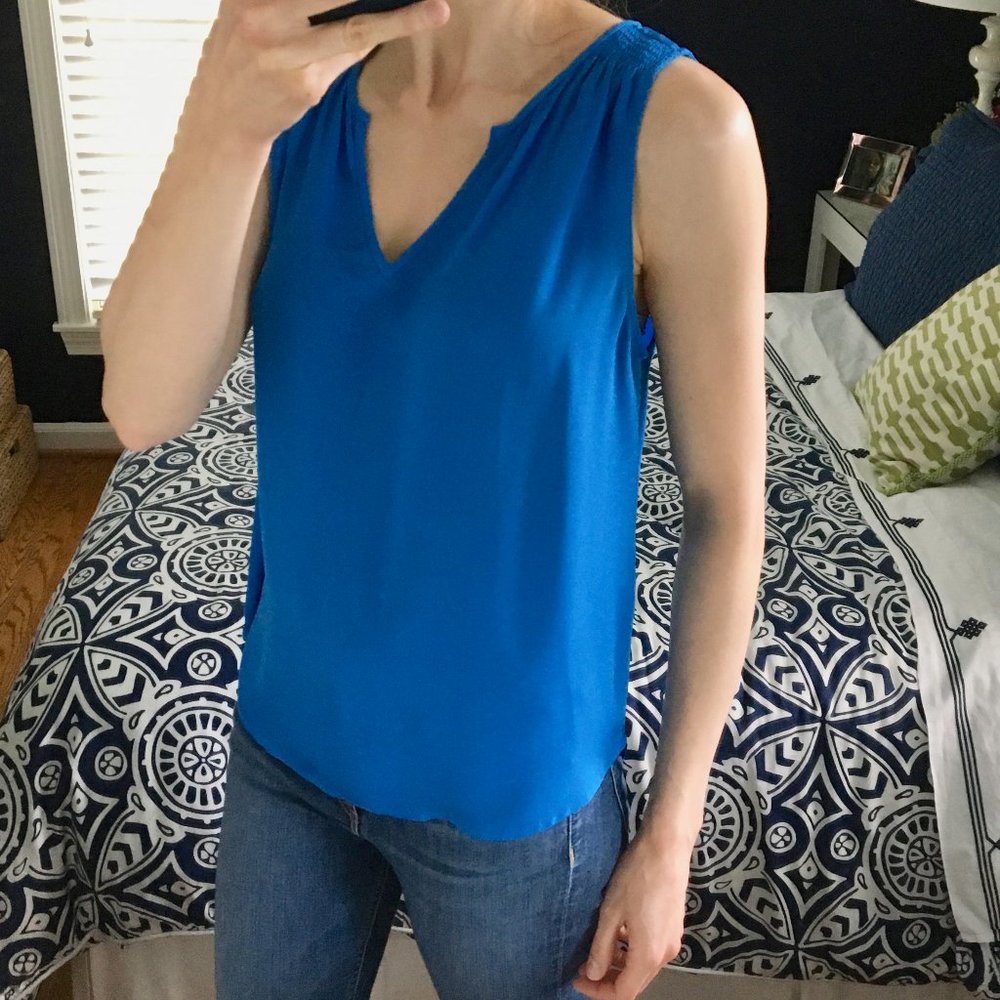 Joie Blue V-Neck Silk Blouse Sleeveless size s